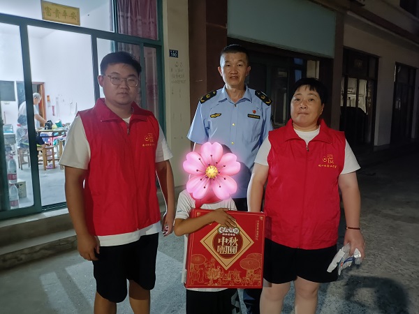 2022年9月8日中秋走访1 - 副本.jpg